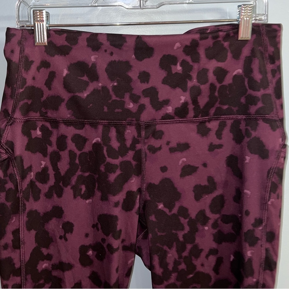 All in motion- Cheetah print leggings - Picture 2 of 6